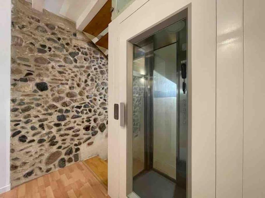 New! Renovated House With Terrace In Cambrils Villa Bagian luar foto